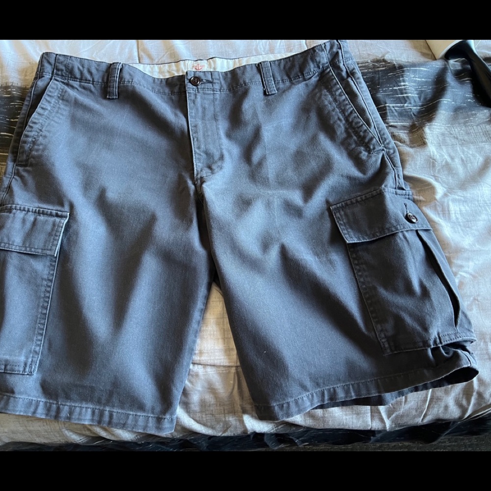 Dockers Mens Cargo Shorts in Blue